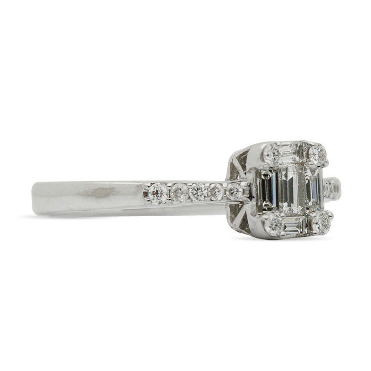 18KW Diamond Baguette Illusion Fashion Ring