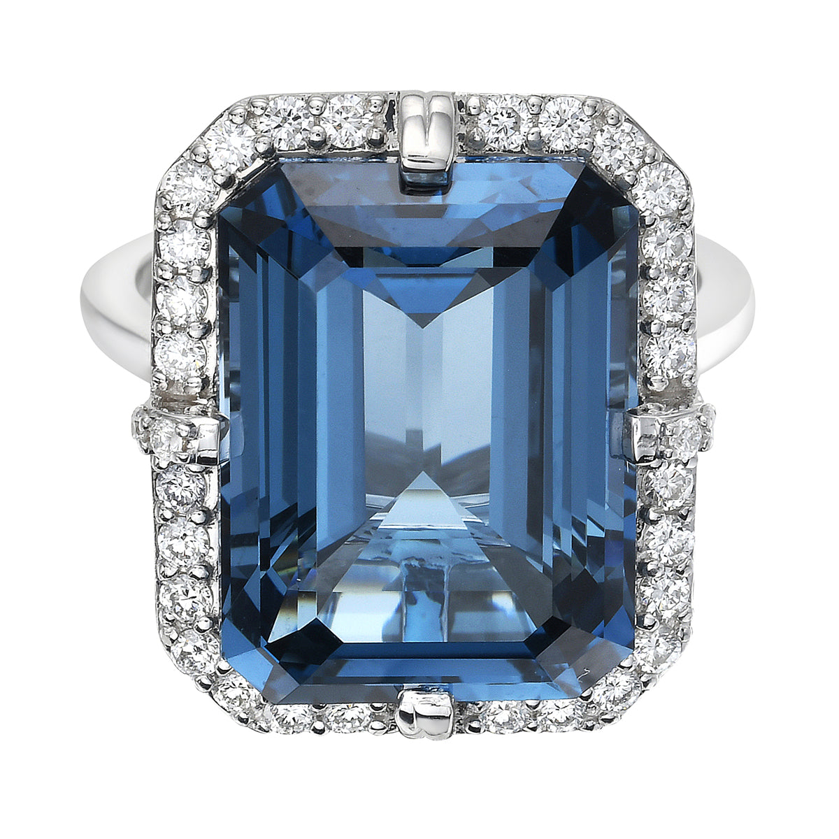 Ring 14KW/4.5G 1LBT-15.00CT 40RD-0.48CT London Blue Topaz