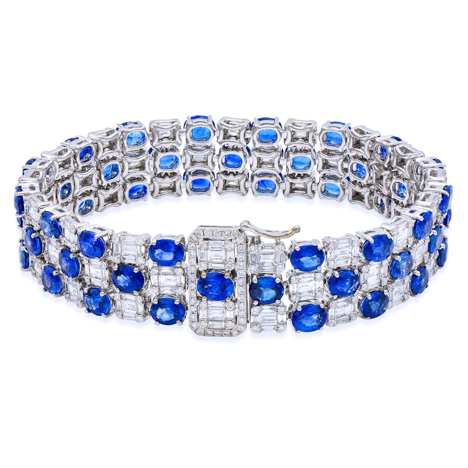 Bracelet 18KW/37.0G 50SAPP-22.38CT 234RD-1.45CT 250BD-5.91CT