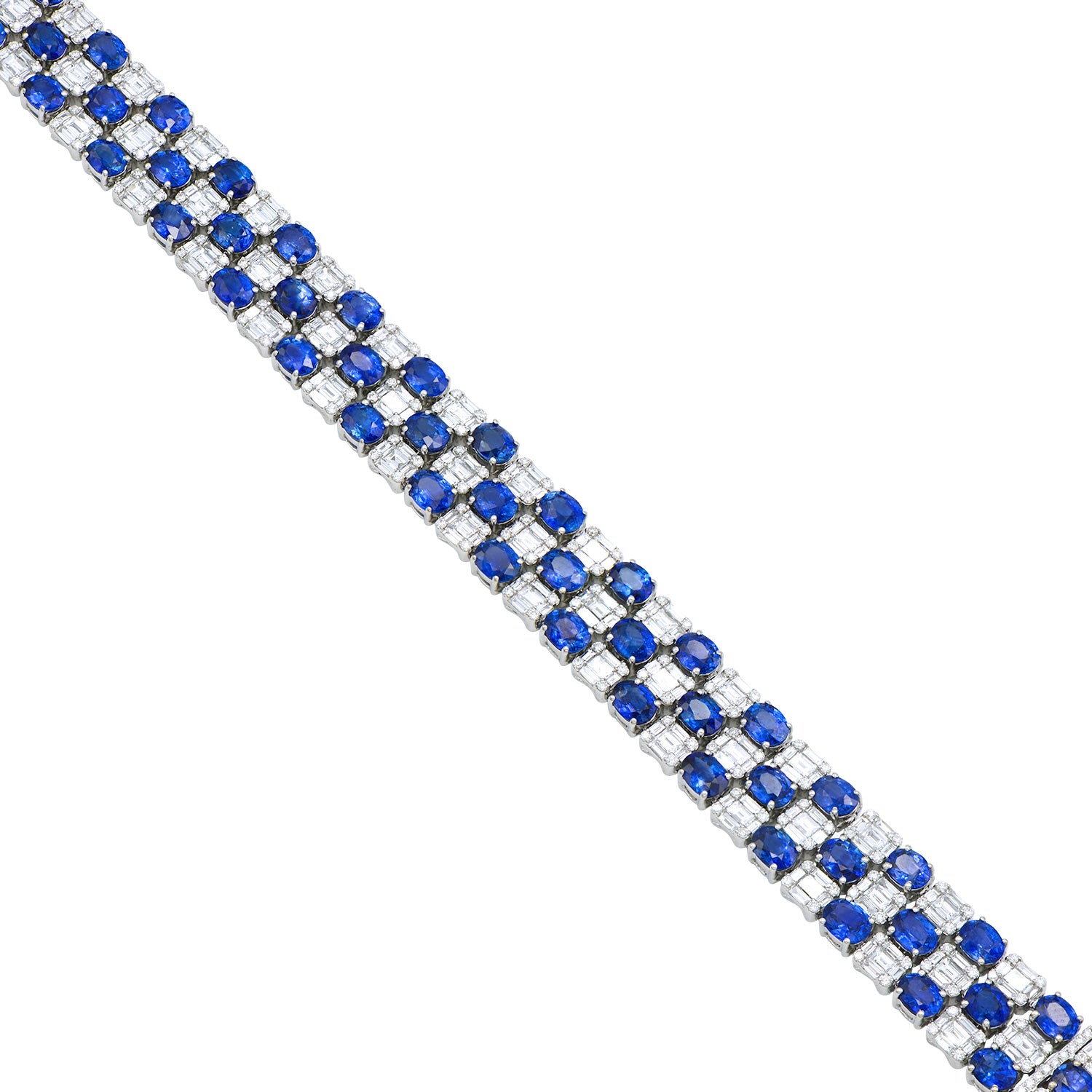 Bracelet 18KW/37.0G 50EMER-14.12CT 234RD-1.31CT 250BD-5.64CT